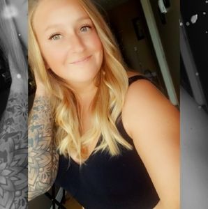 Meet your Posher, Karine